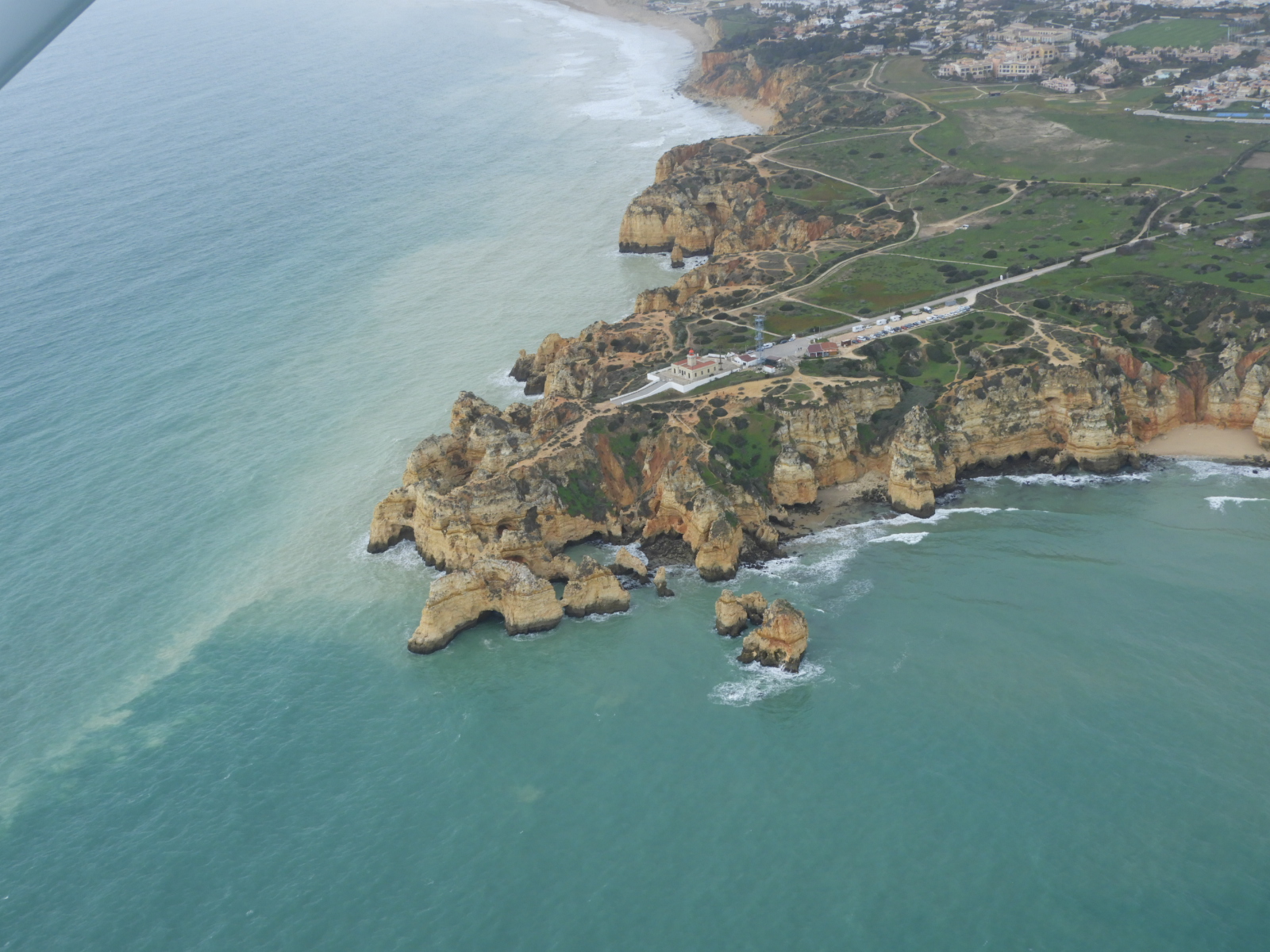 Farol e arredores